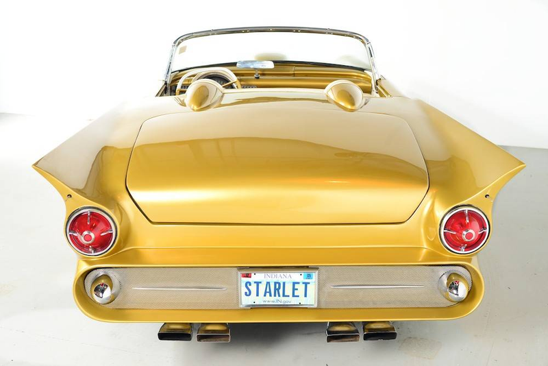 Illustration for article titled Laissez Les Bons Temps Rouler In A Custom T-Bird